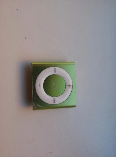 Лот: 8809102. Фото: 1. Плеер iPod Shuffle. Плееры
