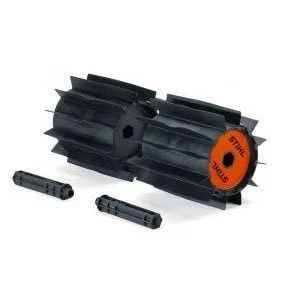 Лот: 14381099. Фото: 1. Валик подметальный KW-MM STIHL... Электроинструмент
