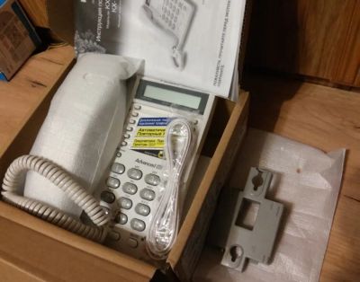 Лот: 23349036. Фото: 1. Отличный телефон Panasonic KX-TS2365... Проводные телефоны
