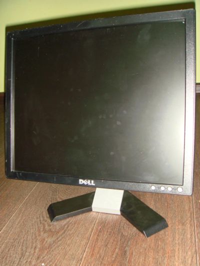 Лот: 9165588. Фото: 1. Монитор Dell E178FPb (17 дюймов... ЖК-мониторы