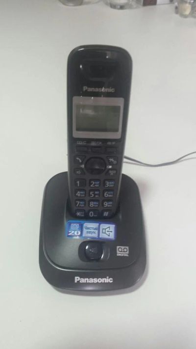 Лот: 10721995. Фото: 1. Телефон Panasonic KX-TG2511RU. DECT и радиотелефоны