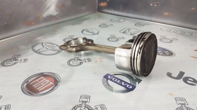 Лот: 23590867. Фото: 1. Поршень с шатуном Honda Civic... Двигатель и элементы двигателя