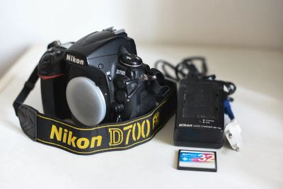 Лот: 10123985. Фото: 1. Nikon D700 Body Цена ниже!. Цифровые зеркальные