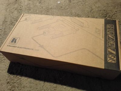 Лот: 10617737. Фото: 1. Усилитель-распределитель 1x4 hdmi. Другое (тв и видео)