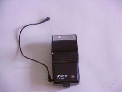 Лот: 1378597. Фото: 1. Фотовспышка UNOMAT B 24 auto. Вспышки, осветители, рассеиватели