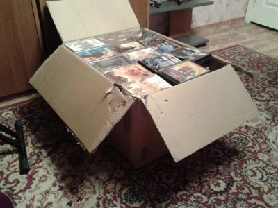 Лот: 2981535. Фото: 1. Коробка с DVD дисками (345). Видеозаписи, фильмы