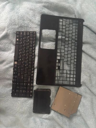 Лот: 24699708. Фото: 1. запчасти от ноутбука Aspire E1... Клавиатуры для ноутбуков