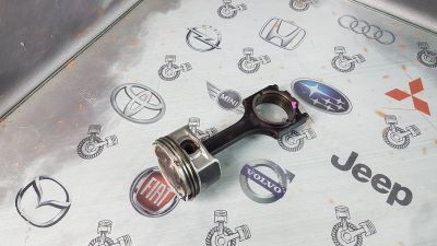 Лот: 23583204. Фото: 1. Шатун Volvo S60 B5244S 31251468. Двигатель и элементы двигателя