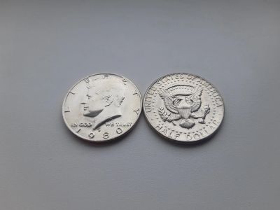 Лот: 17413132. Фото: 1. США 50 центов 1980 г ( Half dollar... Америка