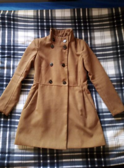Лот: 15619373. Фото: 1. Пальто женское Pull&Bear. Верхняя одежда