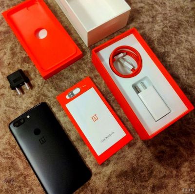 Лот: 17327194. Фото: 1. OnePlus 5T 6/64. Смартфоны