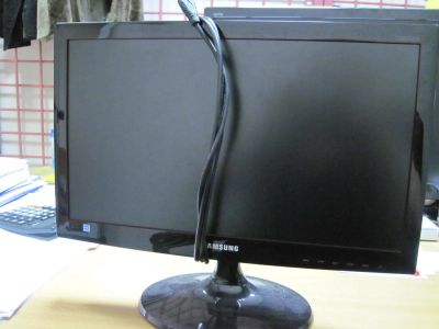 Лот: 5401200. Фото: 1. монитор Samsung S20C300L. ЖК-мониторы