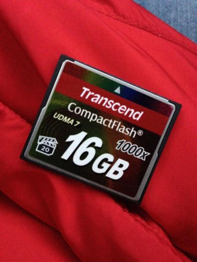 Лот: 6423701. Фото: 1. Продам карту памяти CF Transcend... Другое (аксессуары, расходные материалы)
