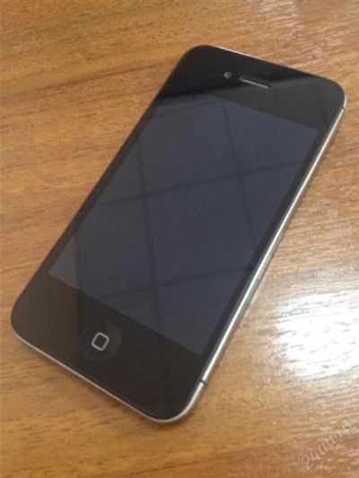 Лот: 2071844. Фото: 1. iphone 4s оригинал 16 гб чёрный... Смартфоны