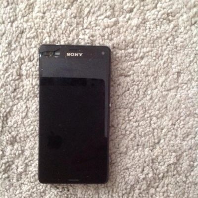 Лот: 7838726. Фото: 1. Sony Xperia z3 compact. Смартфоны