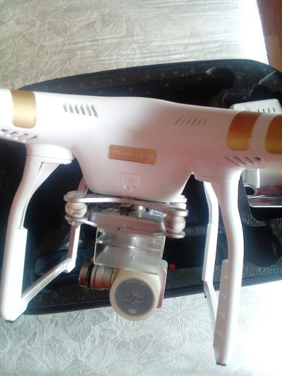 Лот: 11758449. Фото: 1. Dji phantom 3se. Квадрокоптеры