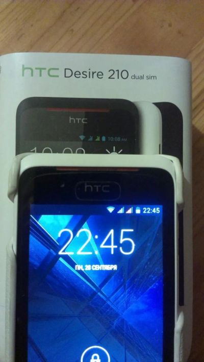 Лот: 6179025. Фото: 1. HTC desire 210 dual sim WHITE... Смартфоны