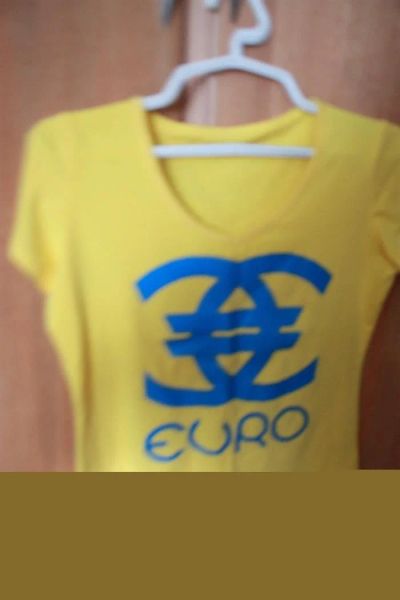 Лот: 3790135. Фото: 1. футболка евро. Другое (женская одежда)