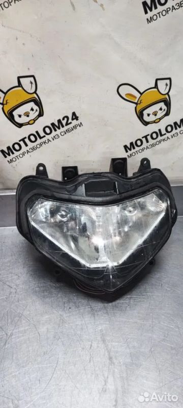 Лот: 22463305. Фото: 1. Фара Suzuki gsx 600 750 k1 k2... Запчасти
