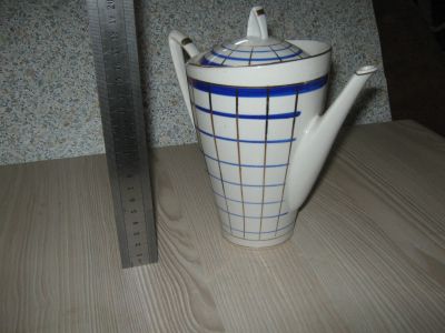 Лот: 23304736. Фото: 1. Кофейник период СССР, фарфор... Чайники, заварники, турки