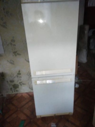 Лот: 11251018. Фото: 1. холодильник indesit 101 повторно. Холодильники, морозильные камеры