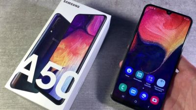 Лот: 15779361. Фото: 1. Samsung Galaxy A50 4/64 GB Black. Смартфоны