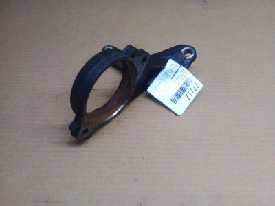 Лот: 21404004. Фото: 1. крепление подвесного Toyota Noah... Двигатель и элементы двигателя
