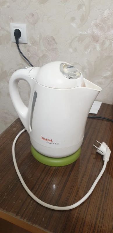 Лот: 25338689. Фото: 1. Чайник электрический Tefal Silver... Чайники, кофемашины, кулеры