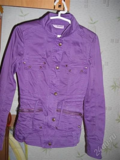 Лот: 1775680. Фото: 1. Ветровка Bershka. Верхняя одежда