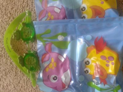 Лот: 5323980. Фото: 1. рукава для плаванья и очки. Ванночки, сиденья, горшки