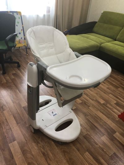 Лот: 16177304. Фото: 1. Peg-perego Tatamia. Стульчики для кормления