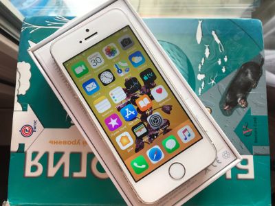 Лот: 15419834. Фото: 1. Apple iPhone 5S 16Gb. Ростест... Смартфоны