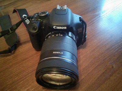 Лот: 6880426. Фото: 1. canon 600d kit 18-135 is + сумка... Цифровые зеркальные