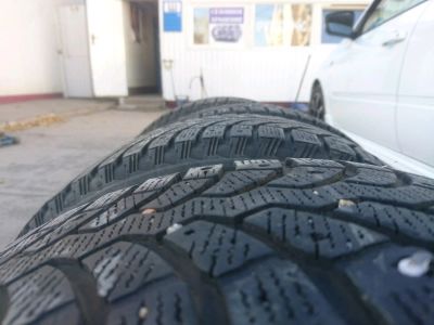 Лот: 12275906. Фото: 1. Bridgestone blizzak spike - 01. Шины