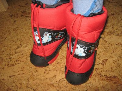 Лот: 5119236. Фото: 1. Сапоги детские зимние DEMAR, красные... Сапоги