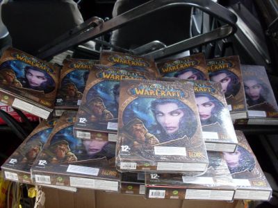 Лот: 4032841. Фото: 1. Продам лицензионные диски World... Игры для ПК