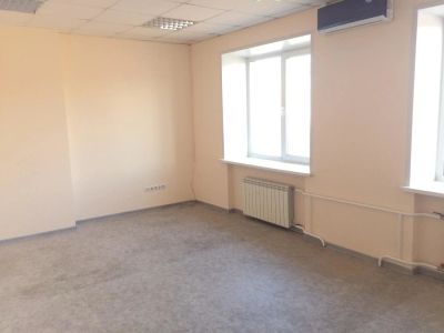 Лот: 11754665. Фото: 1. Сдам офис 33 кв.м 15000р\мес... Нежилое