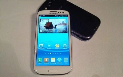 Лот: 7651011. Фото: 1. Samsung Galaxy S3 Black and White... Смартфоны