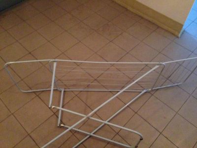 Лот: 6165745. Фото: 1. Сушилка- погнулась. Сушилки для белья, прищепки