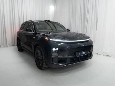 Лот: 25705960. Фото: 1. Внедорожник LiXiang L9 2025. Автомобили