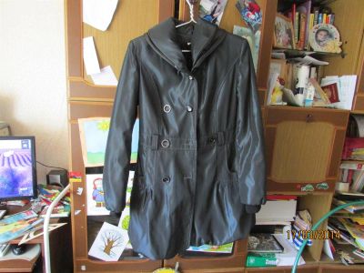 Лот: 3853593. Фото: 1. Демисезонный плащ. Верхняя одежда