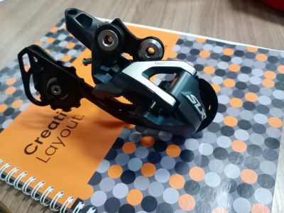 Лот: 19564157. Фото: 1. Задний переключатель shimano deore... Запчасти