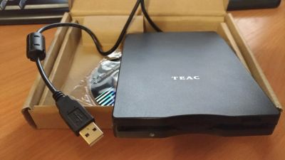 Лот: 11186545. Фото: 1. USB дисковод FDD для дискет формата... Приводы CD, DVD, BR, FDD