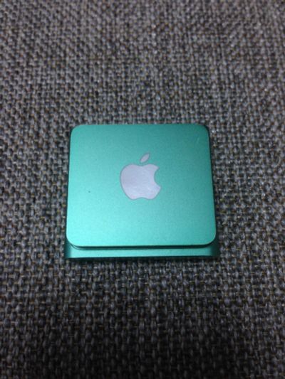 Лот: 8582975. Фото: 1. Apple iPod shuffle 4. Плееры