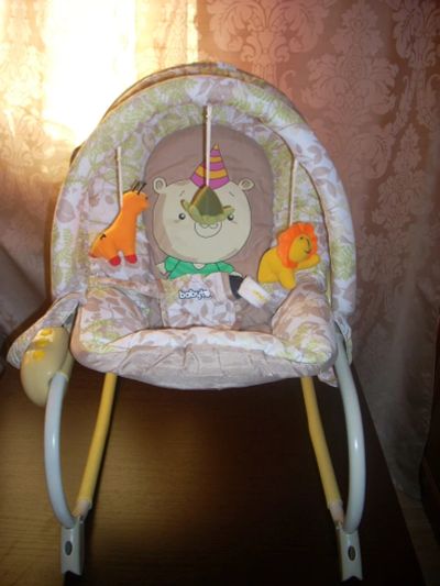 Лот: 7267681. Фото: 1. Шезлонг Babyton. Ходунки, прыгунки, качели