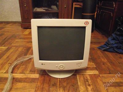 Лот: 491710. Фото: 1. монитор рабочий. ЭЛТ-мониторы