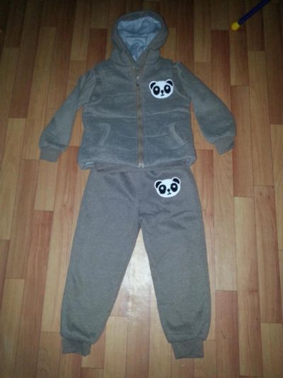 Лот: 9143534. Фото: 1. Костюм утепленый унисекс на 4-5лет. Костюмы, пиджаки, комбинезоны