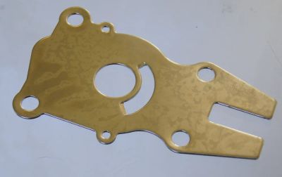 Лот: 21451627. Фото: 1. Пластина помпы YAMAHA 40-50 63D-44323-00-00... Запчасти для лодок, катеров, лодочных моторов