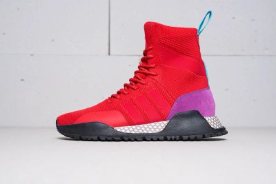 Лот: 11617675. Фото: 1. Кроссовки Adidas F / 1.3. Кеды, кроссовки, слипоны