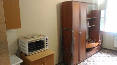 Лот: 12433124. Фото: 1. Сдам гостинку в районе Предмостной... Квартиры, студии